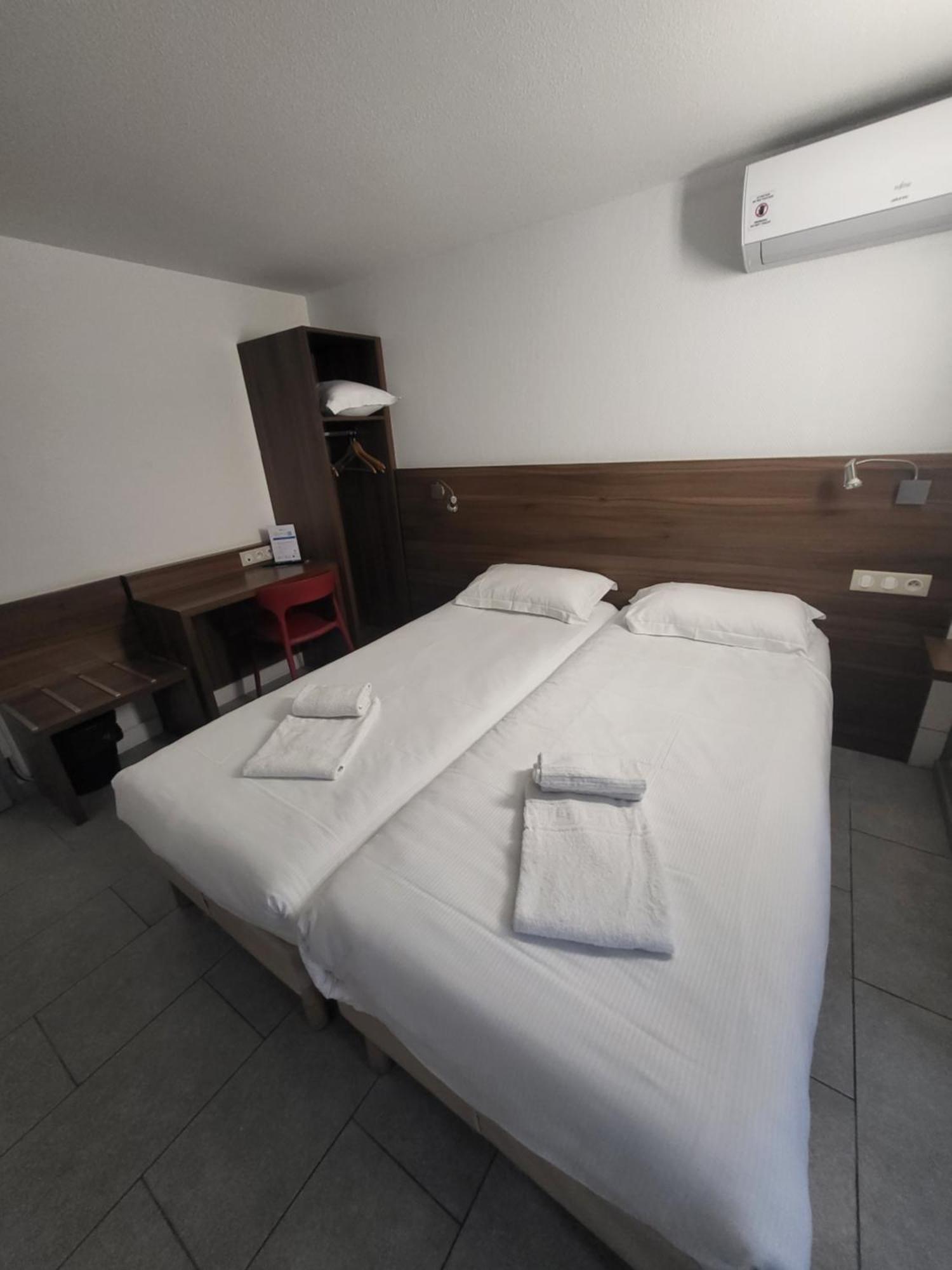 Brit Hotel Plaisance A9/A61 Narbonne Exterior photo